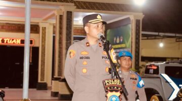 Wakapolres Kampar Pimpin Apel Patroli Skala Besar, Amankan Natal, Wujudkan Kamtibmas Kondusif