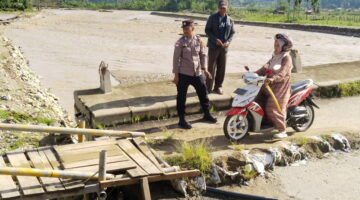 Jembatan Aih Bobo Rusak Parah, Polres Gayo Lues Fokus Jaga Keselamatan Warga